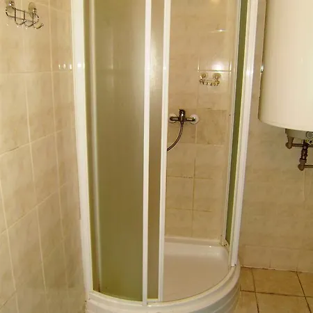 Halkrooms بيت ضيافة