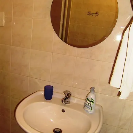 Halkrooms براغ
