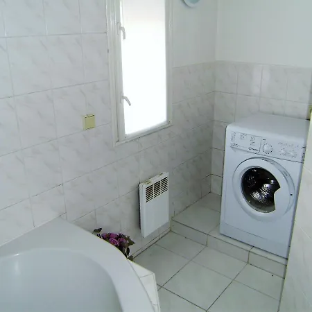 Halkrooms 4* Praha