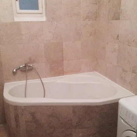 Halkrooms 4* Prag
