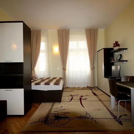 Pensionat Halkrooms Prag